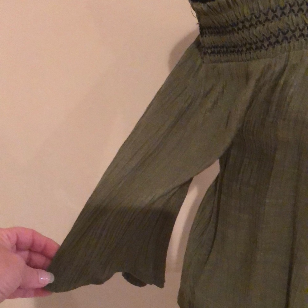 Blouse - Picture 3 of 3